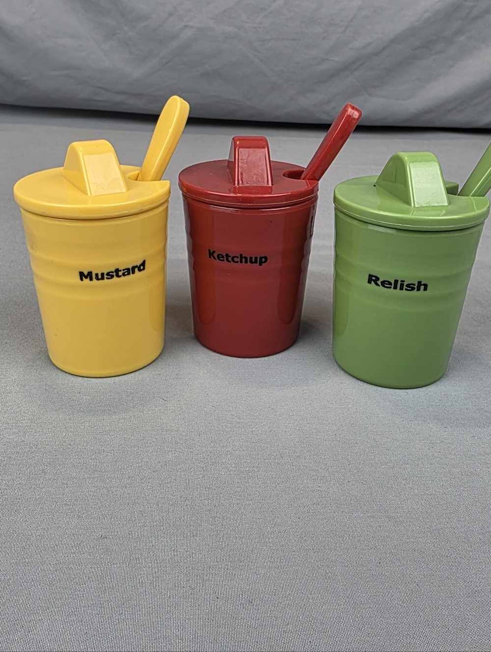 Vintage Melamine Condiment Serving Pots Set Of 3 Containers With Lids And Spoons